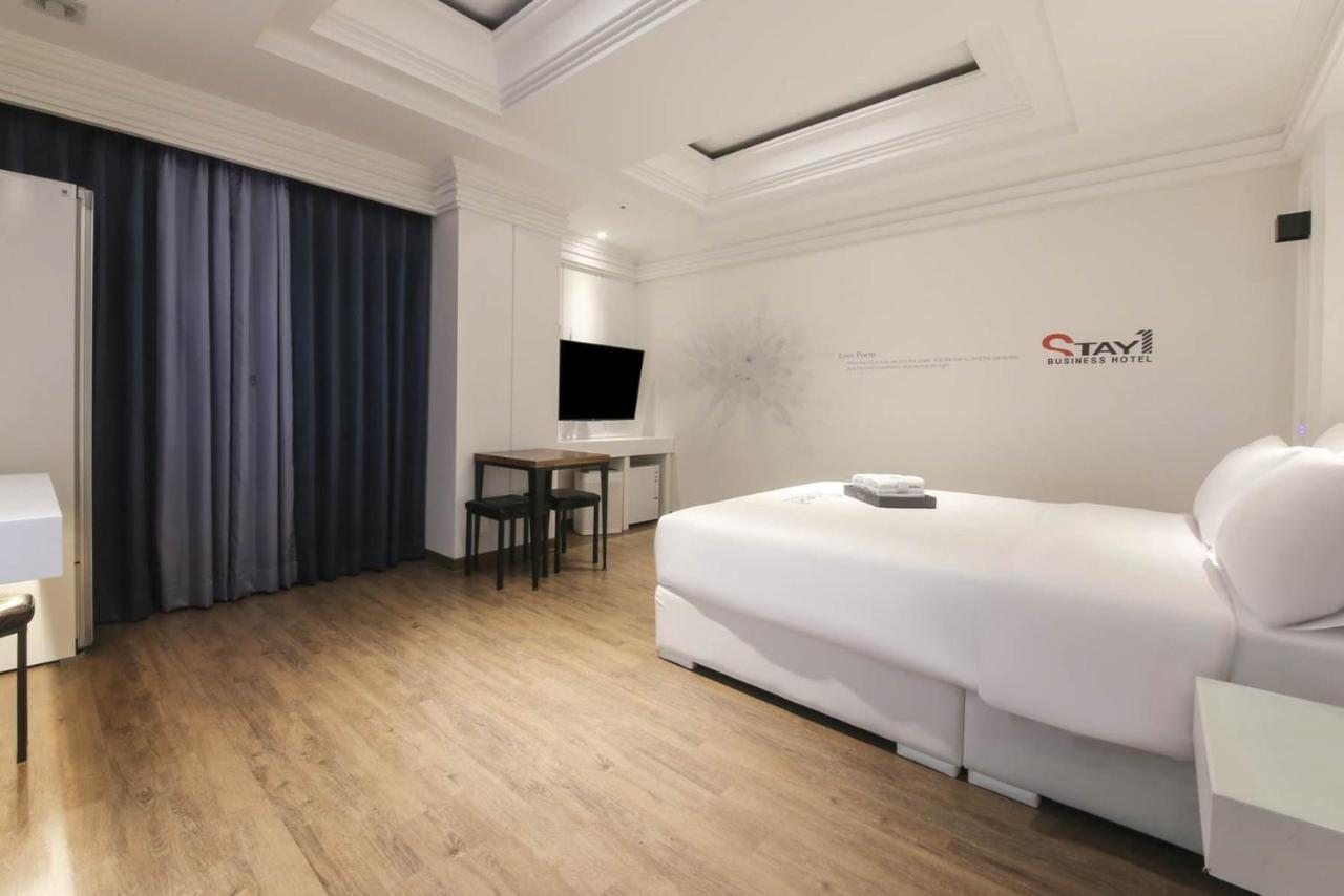 Stay Hotel Gwangju Metropolitan City Ngoại thất bức ảnh